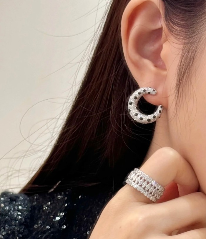 1:1 quality version C@rtier circle spot earrings