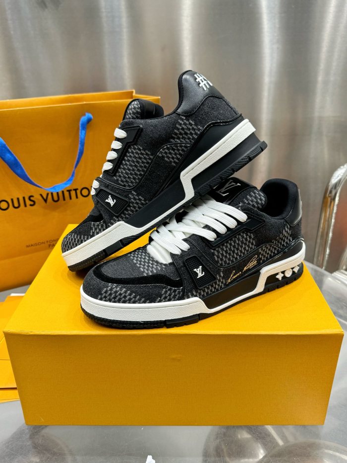 1:1 quality version 28136549 L trainer Patchwork Sneakers 2 colors