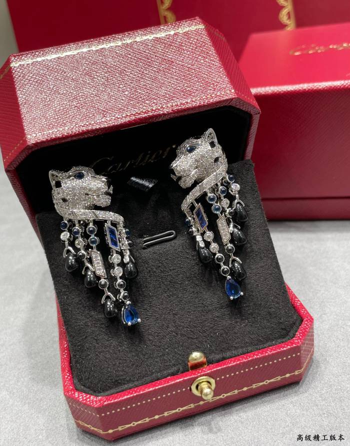1:1 quality version C@rtier black onyx tassel leopard earrings