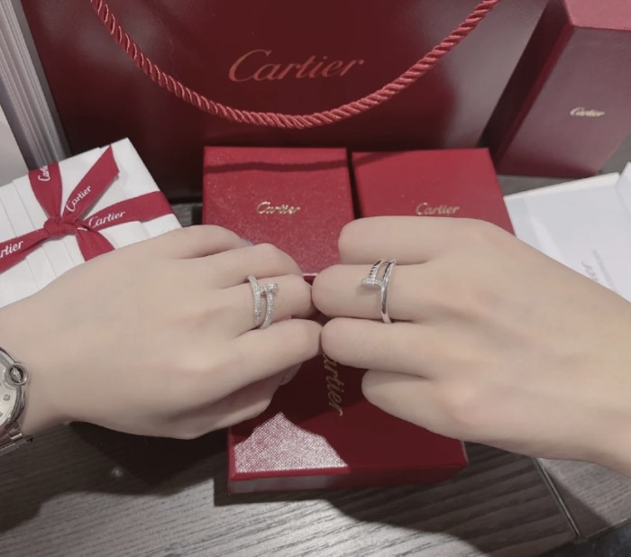 1:1 quality version C@rtier rough version full diamond stud ring