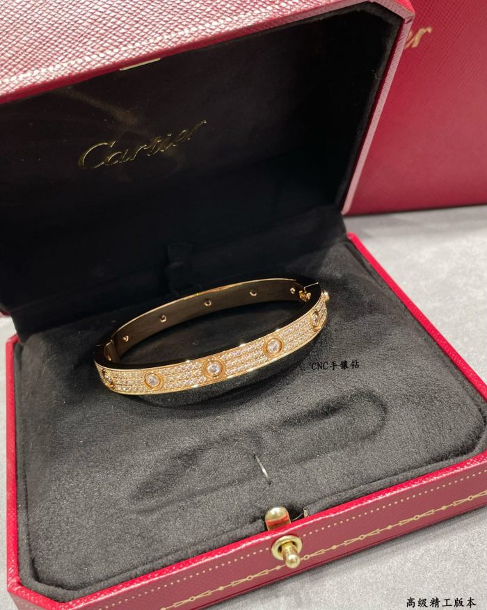 1:1 quality version CNC wide version with main drill full of stars bracelet