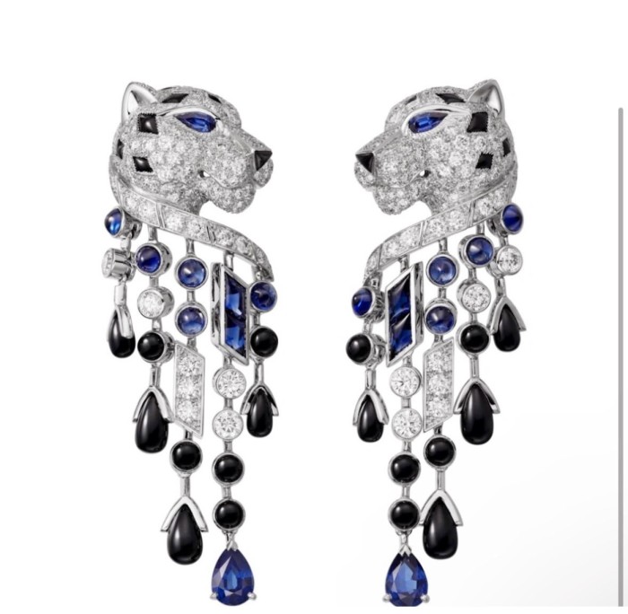 1:1 quality version C@rtier black onyx tassel leopard earrings