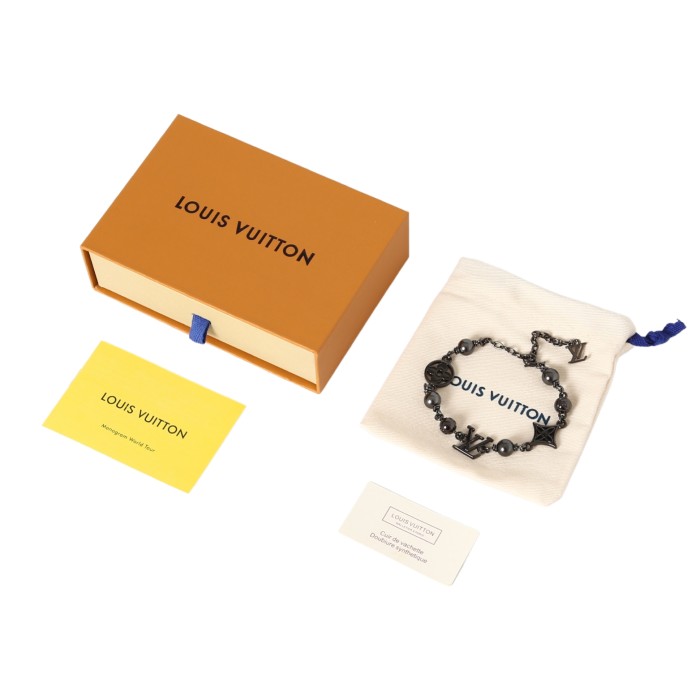 28143307 Darth Vader Pearl Bracelet