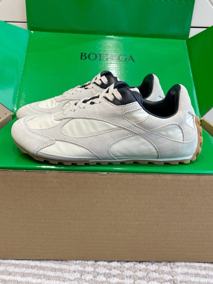 1:1 quality version 28165918 Suede Vintage Sneakers 4 colors