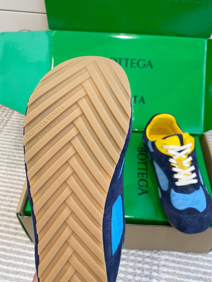 1:1 quality version 28165918 Suede Vintage Sneakers 4 colors