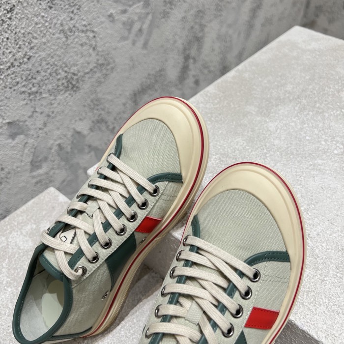 1:1 quality version 28165910 Orbit Collection Retro Sneakers 10 colors