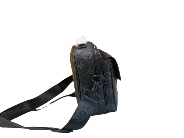 28183046 Hard Box Style Courier Bag