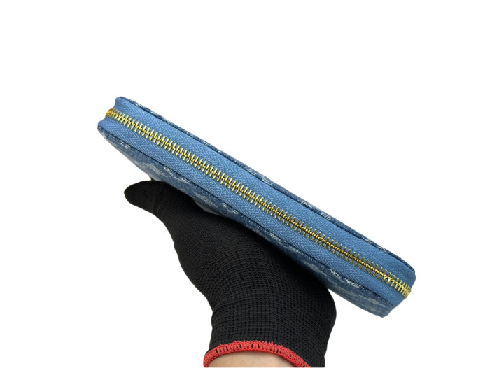 28181577 Blue denim zipper Wallet