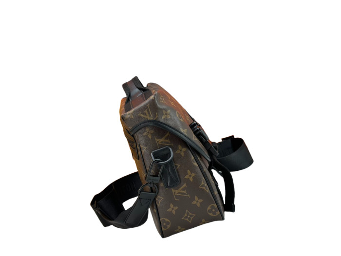 28183412 Embossed Printed Mail Bag