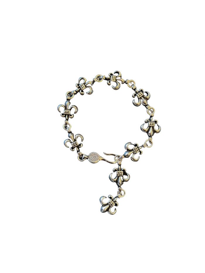 28201228 Scout Flower Bracelet
