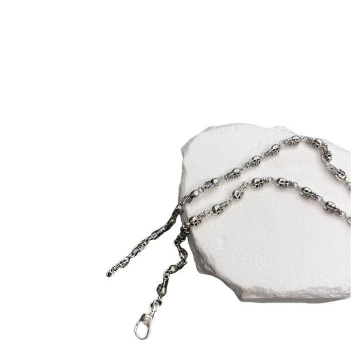 28203296 Heart Skull Pendant Necklace