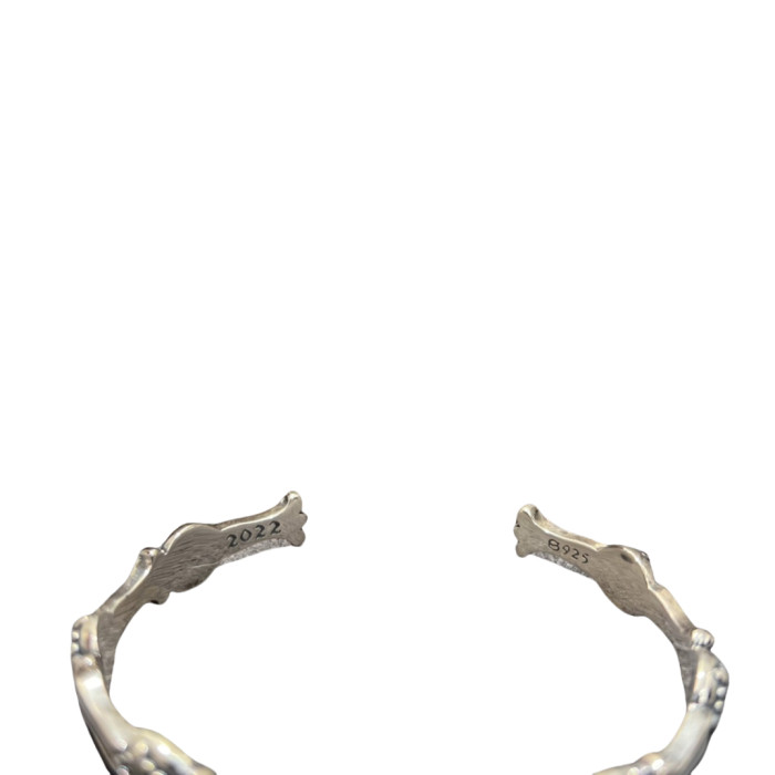28209266 Crucifix Bracelet