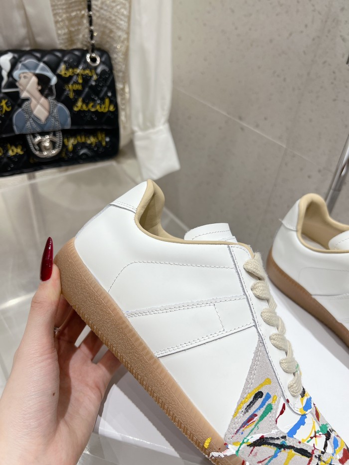 1:1 quality version M@ison White Paint Replica Sneakers POIZON240805818  2 colors