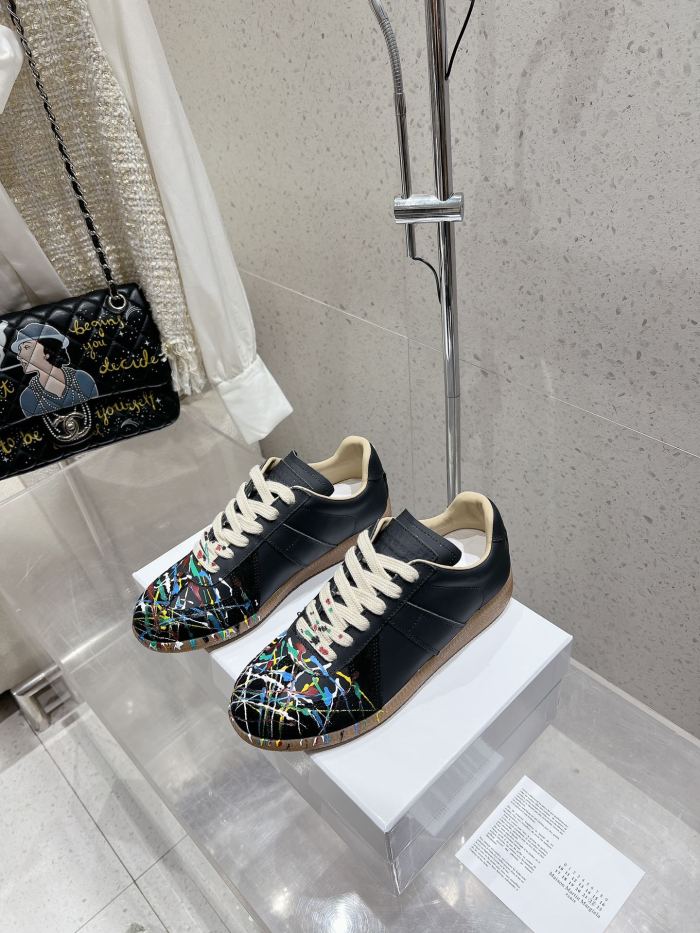1:1 quality version M@ison White Paint Replica Sneakers POIZON240805818  2 colors