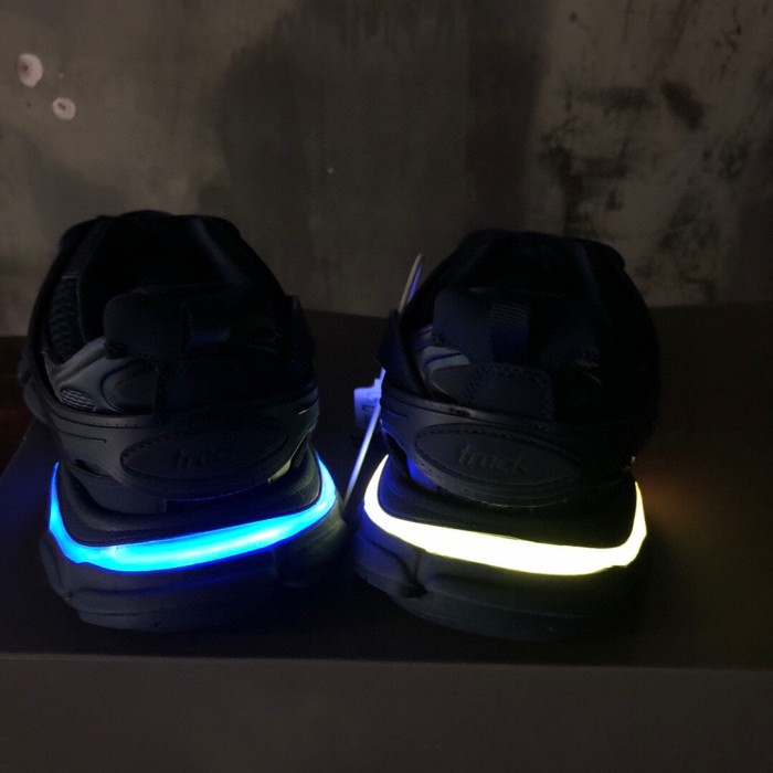 1:1 quality version 28261634 LED TRACK TRAINER Outdoor Sports Shoes 8 colors