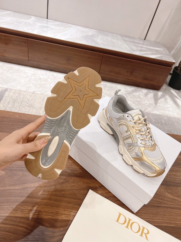 1:1 quality version 28285657 sports leisure dad shoes 7 colors