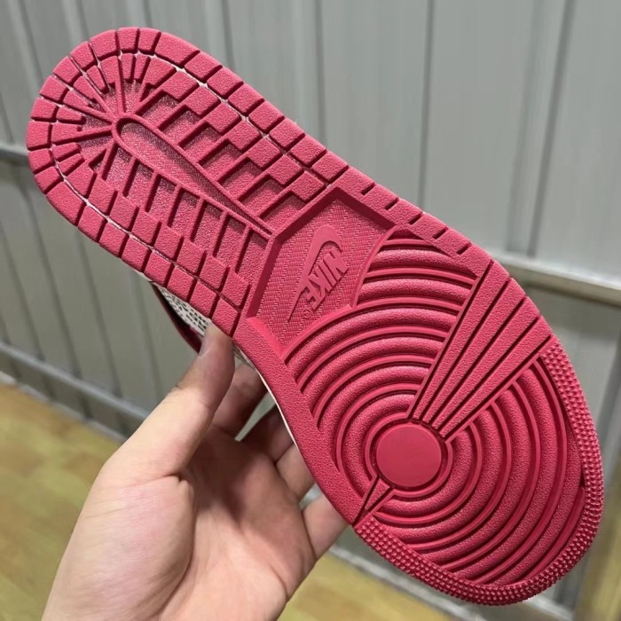 1:1 quality version Generation 1 OW co-branded high-top basketball shoes 3 colors