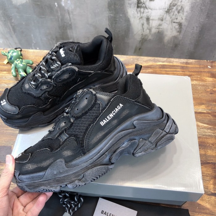 1:1 quality version 28310625 Triple S Poppy Shoes 3 colors