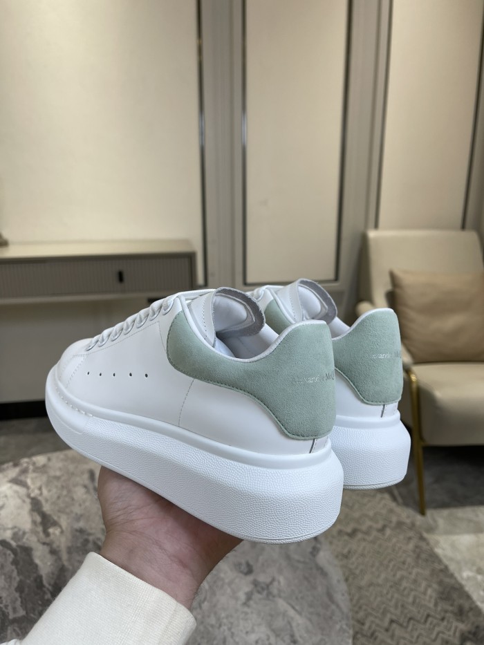 1:1 quality version 28314953 Suede Shoe Tailed White Shoes 12 colors