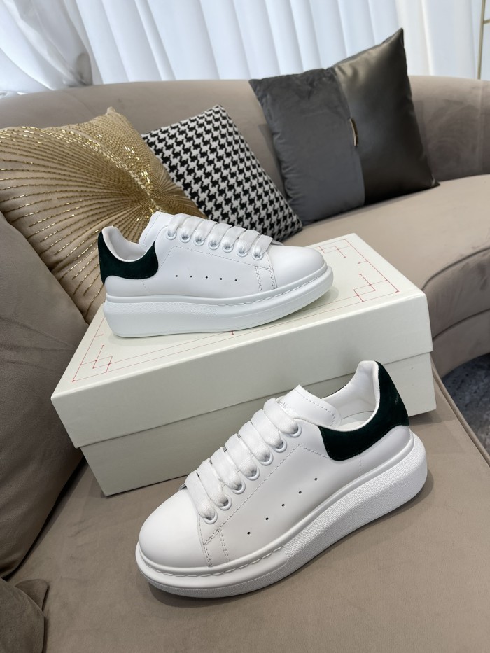 1:1 quality version 28314953 Suede Shoe Tailed White Shoes 12 colors