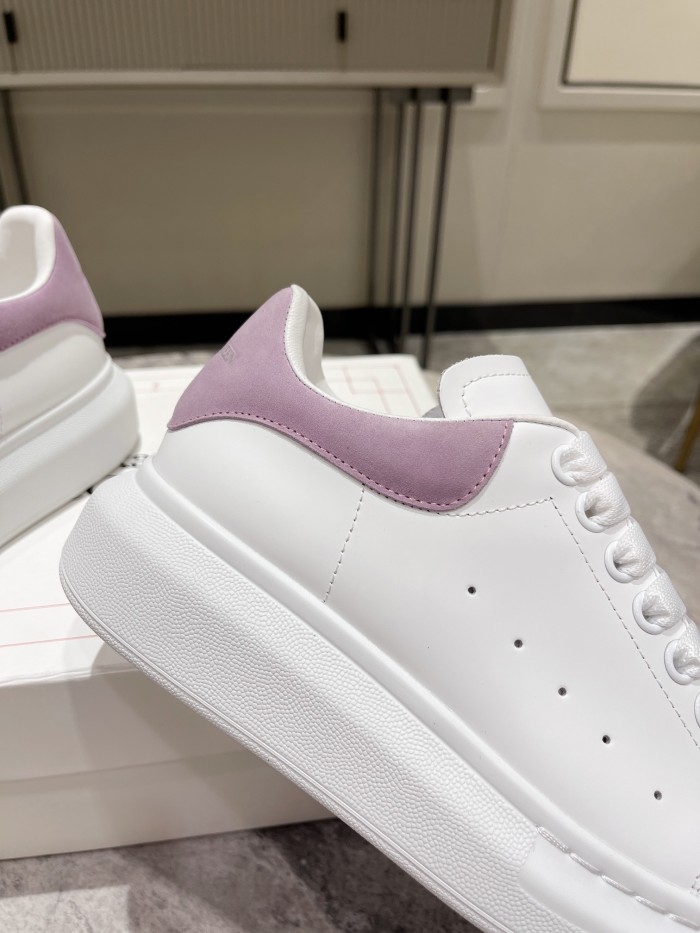 1:1 quality version 28314953 Suede Shoe Tailed White Shoes 12 colors