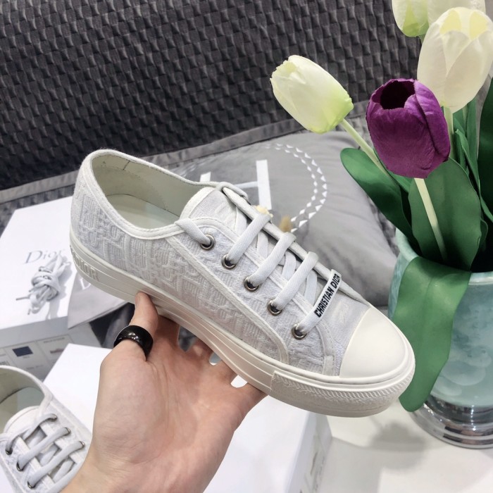 1:1 quality version 28314329 Walk'N'D Monogrammed Embroidered Canvas Shoes 8 colors