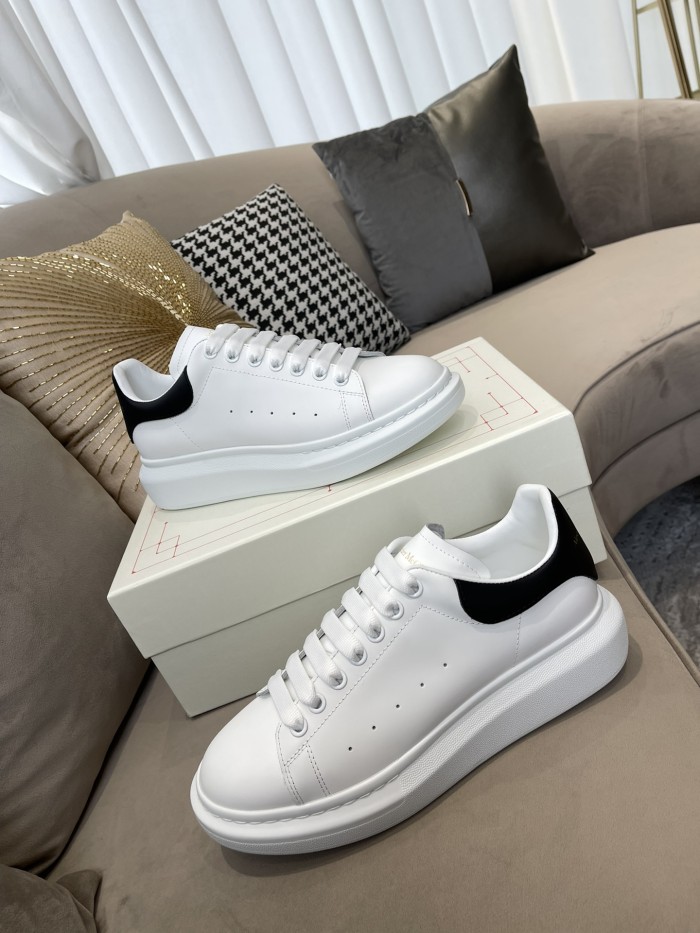 1:1 quality version 28314988 Leather Shoes Tail Logo Printed White Shoes 9 colors