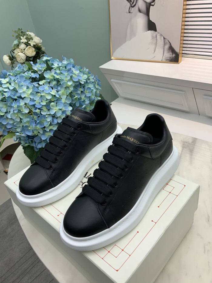 1:1 quality version 28314988 Leather Shoes Tail Logo Printed White Shoes 9 colors