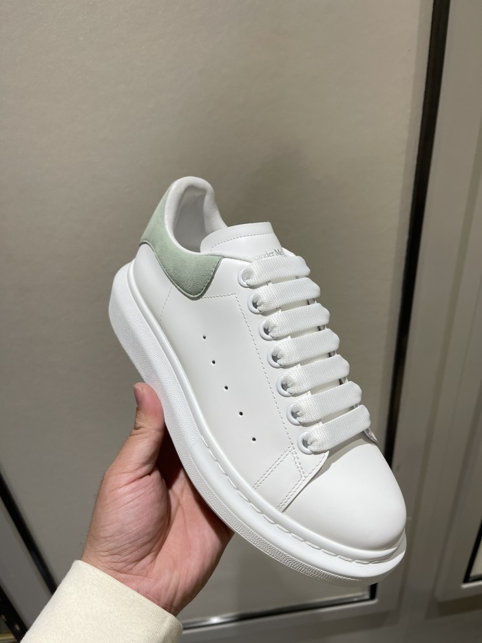 1:1 quality version 28314953 Suede Shoe Tailed White Shoes 12 colors