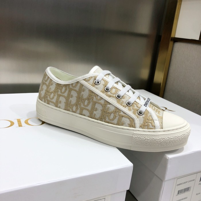 1:1 quality version 28314329 Walk'N'D Monogrammed Embroidered Canvas Shoes 8 colors