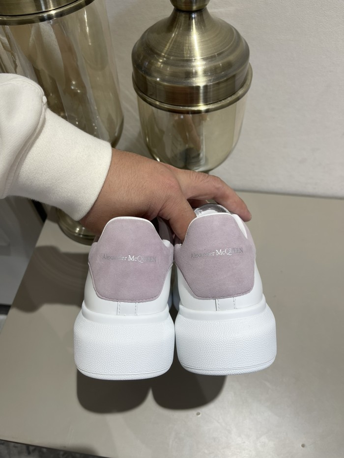 1:1 quality version 28314953 Suede Shoe Tailed White Shoes 12 colors