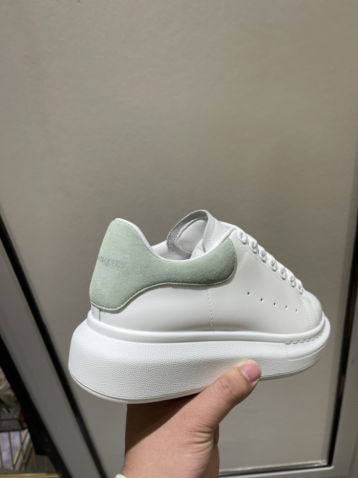 1:1 quality version 28314953 Suede Shoe Tailed White Shoes 12 colors