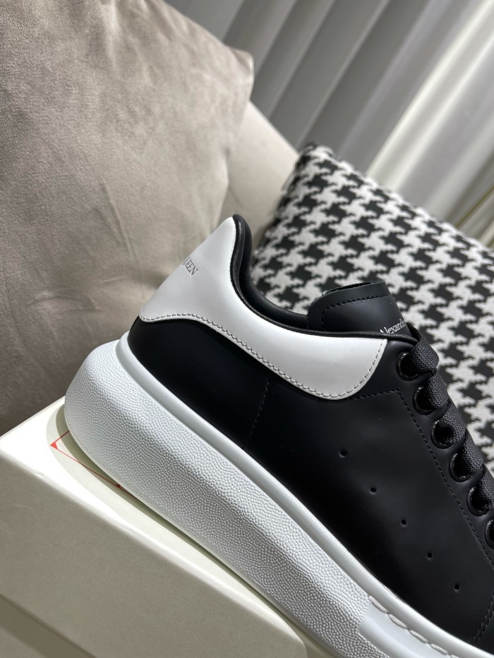 1:1 quality version 28314988 Leather Shoes Tail Logo Printed White Shoes 9 colors
