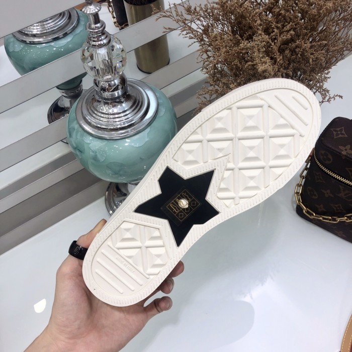 1:1 quality version 28314329 Walk'N'D Monogrammed Embroidered Canvas Shoes 8 colors