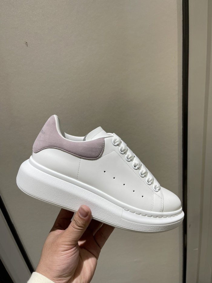 1:1 quality version 28314953 Suede Shoe Tailed White Shoes 12 colors