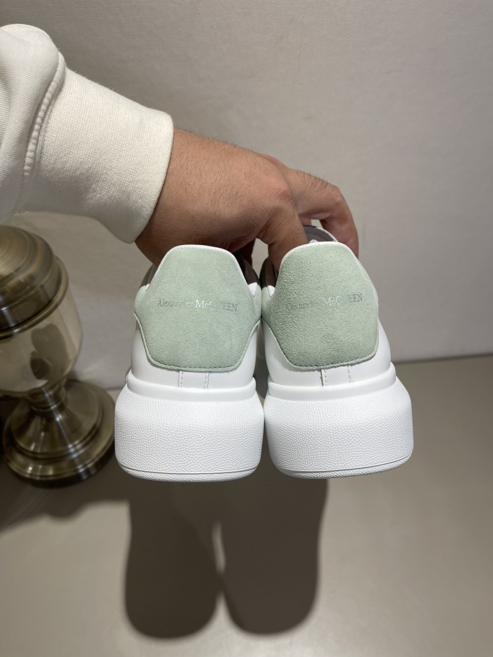 1:1 quality version 28314953 Suede Shoe Tailed White Shoes 12 colors