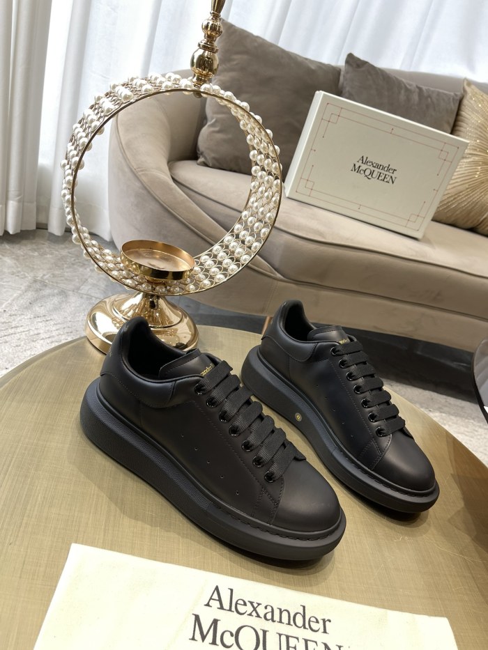 1:1 quality version 28314988 Leather Shoes Tail Logo Printed White Shoes 9 colors