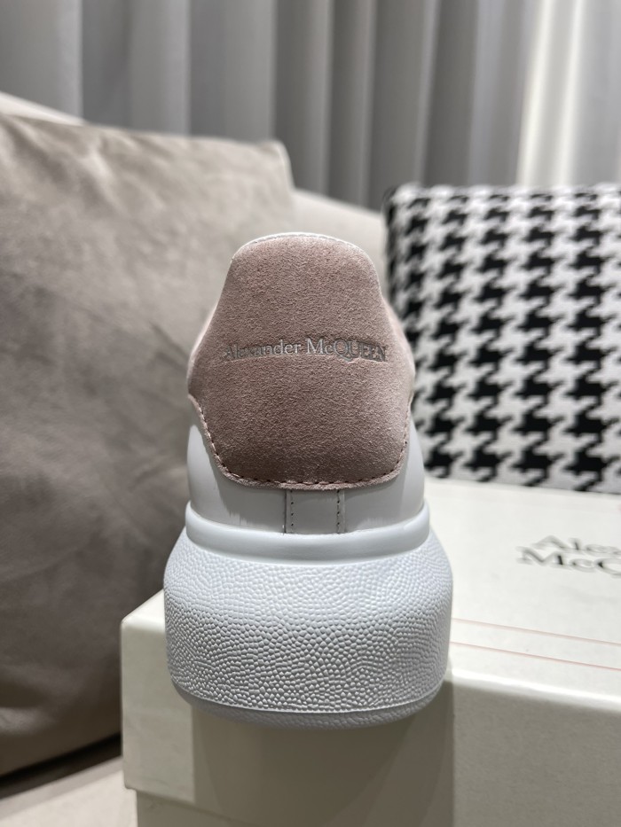 1:1 quality version 28314953 Suede Shoe Tailed White Shoes 12 colors