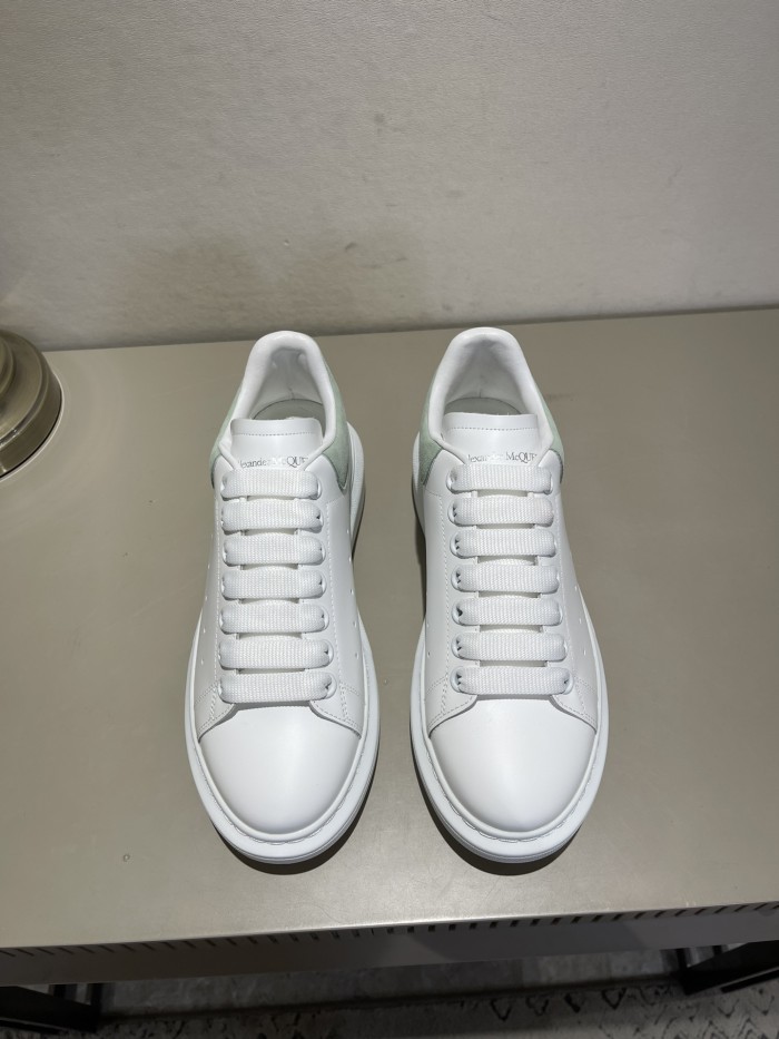 1:1 quality version 28314953 Suede Shoe Tailed White Shoes 12 colors