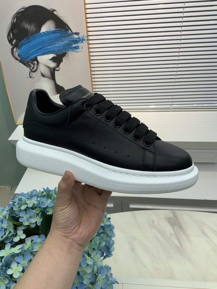1:1 quality version 28314988 Leather Shoes Tail Logo Printed White Shoes 9 colors