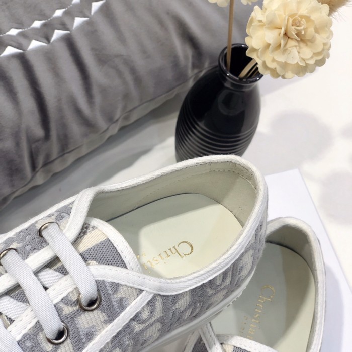 1:1 quality version 28314329 Walk'N'D Monogrammed Embroidered Canvas Shoes 8 colors