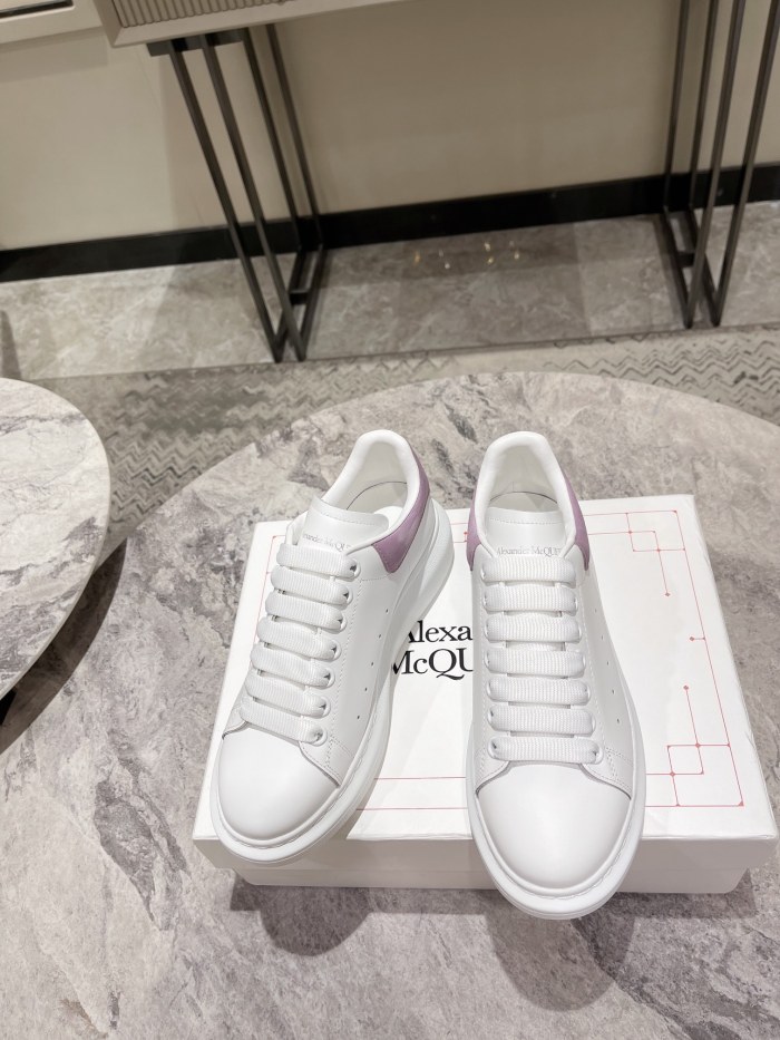 1:1 quality version 28314953 Suede Shoe Tailed White Shoes 12 colors