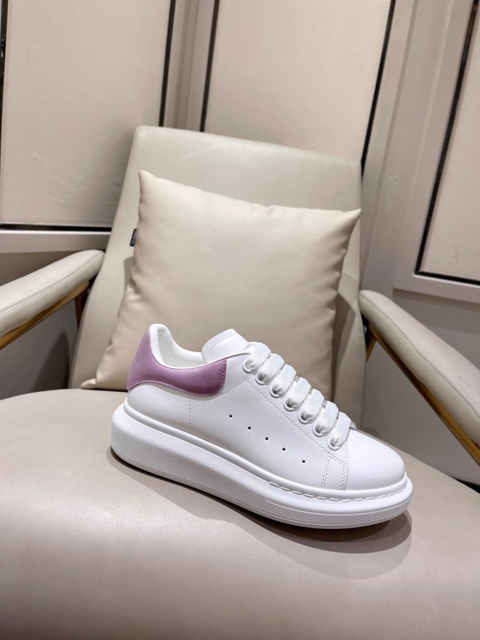 1:1 quality version 28314953 Suede Shoe Tailed White Shoes 12 colors