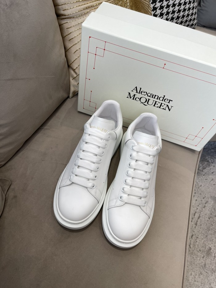 1:1 quality version 28314988 Leather Shoes Tail Logo Printed White Shoes 9 colors