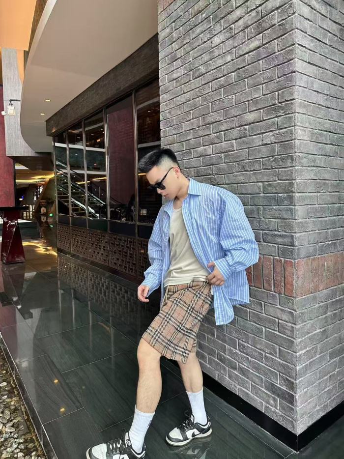 1:1 quality version 28320464 cotton blended checkered shorts