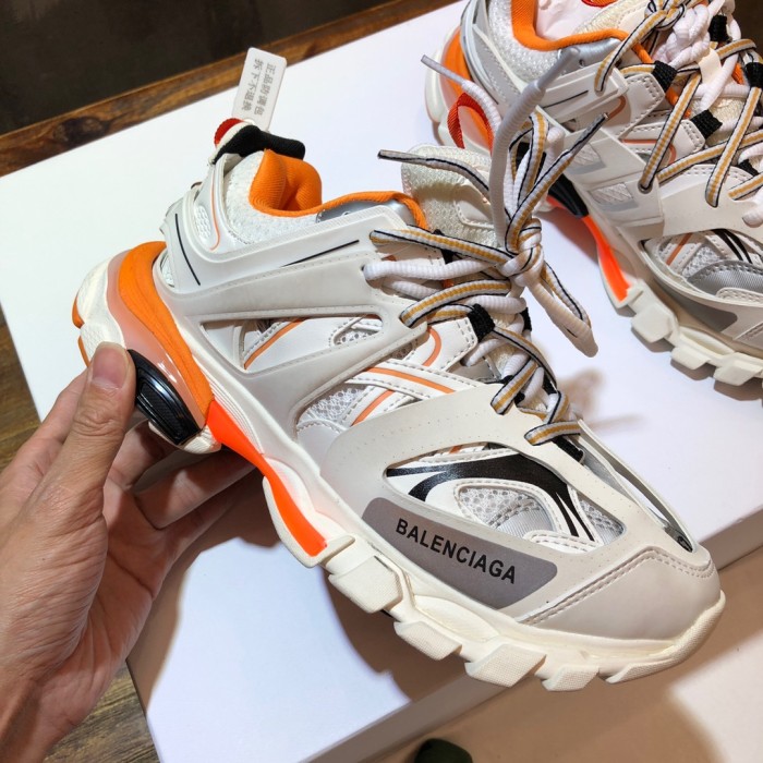1:1 quality version 28336651 B Track Tiple 3.0 shoes(Without LED)