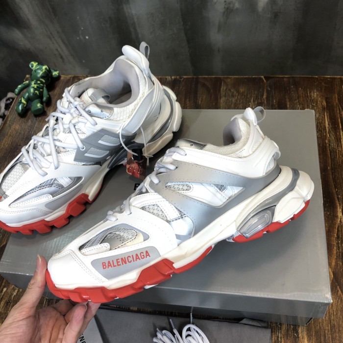 1:1 quality version 28336685 B Track White Grey Red shoes
