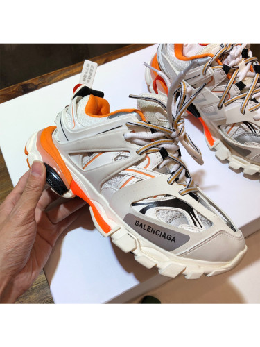 1:1 quality version 28336651 B Track Tiple 3.0 shoes(Without LED)