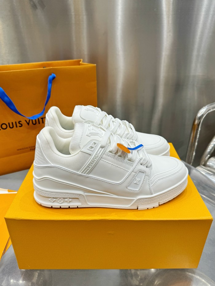 1:1 quality version 28342503 L Trainer White Flat Shoes