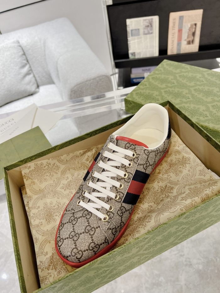 1:1 quality version 28354143 cowhide flat shoes